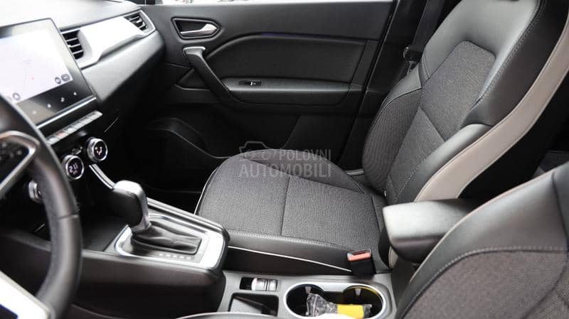 Renault Captur Hybrid 1.6 Intens