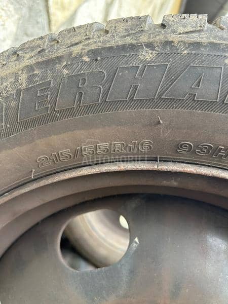 Firestone 215/55 R16 Zimska