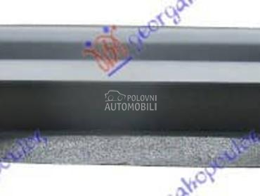 ZADNJI BRANIK CENTRALNI za Fiat Doblo od 2005. do 2009. god.