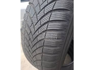 Semperit 215/65 R17 Zimska