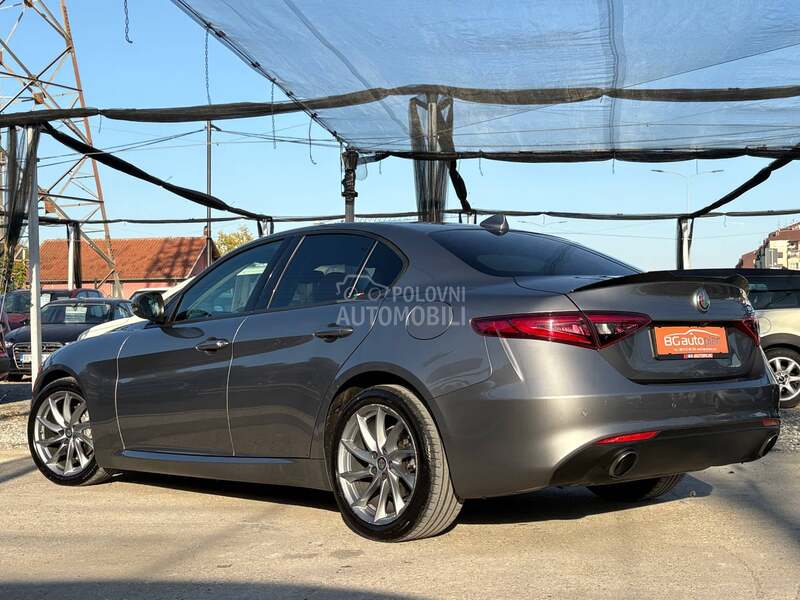 Alfa Romeo Giulia 2.0 Q4 Autom Super