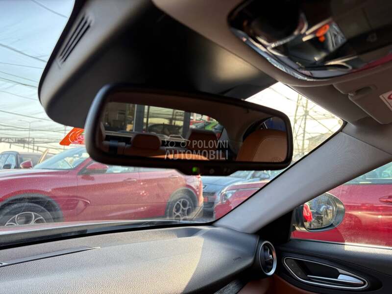 Alfa Romeo Giulia 2.0 Q4 Autom Super