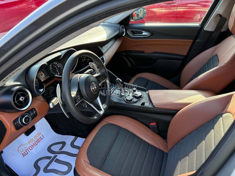 Alfa Romeo Giulia 2.0 Q4 Autom Super