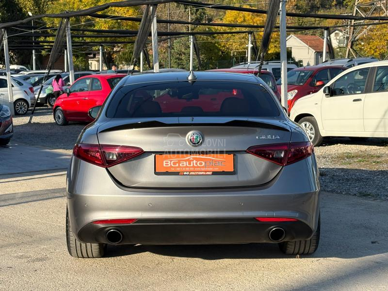 Alfa Romeo Giulia 2.0 Q4 Autom Super