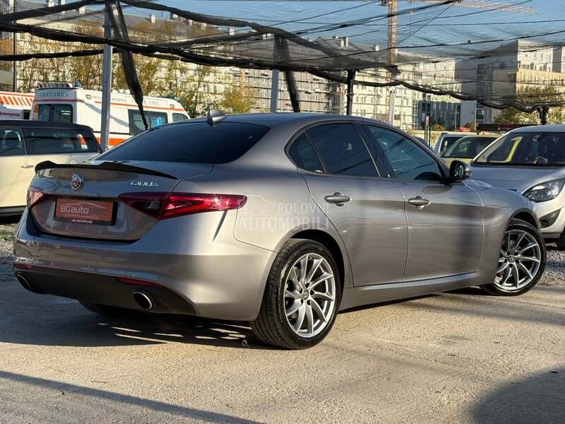 Alfa Romeo Giulia 2.0 Q4 Autom Super