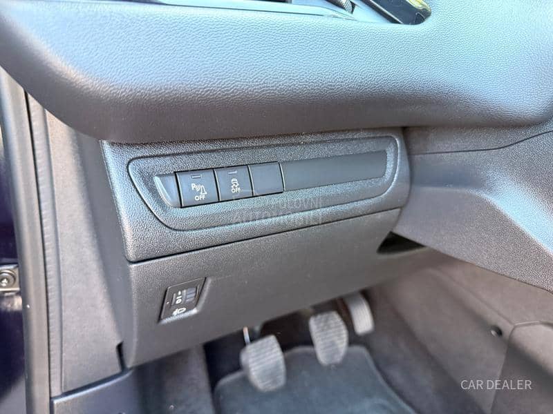 Peugeot 208 1.2b ACTIVE