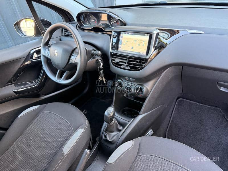 Peugeot 208 1.2b ACTIVE
