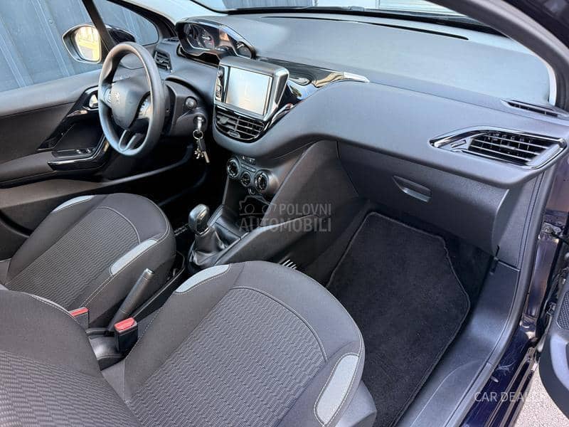 Peugeot 208 1.2b ACTIVE