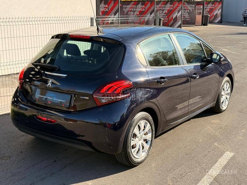 Peugeot 208 1.2b ACTIVE