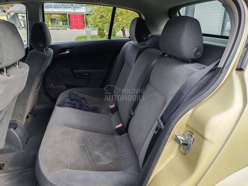 Opel Astra H 1.6i