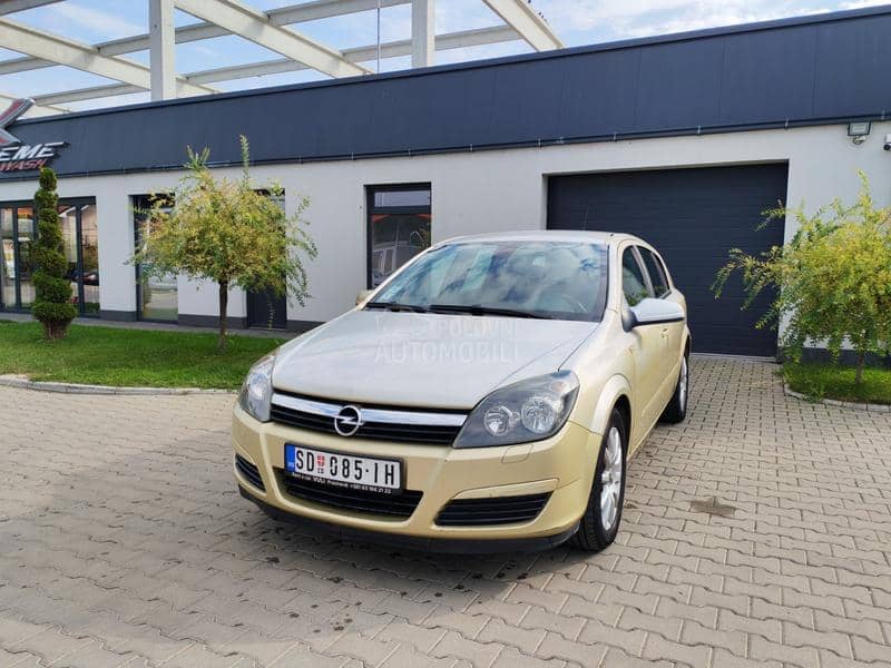 Opel Astra H 1.6i