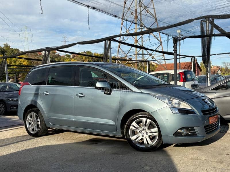 Peugeot 5008 2.0 HDi Pano HUD