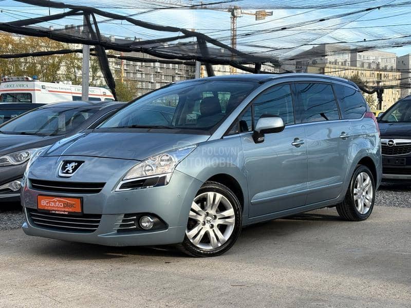 Peugeot 5008 2.0 HDi Pano HUD