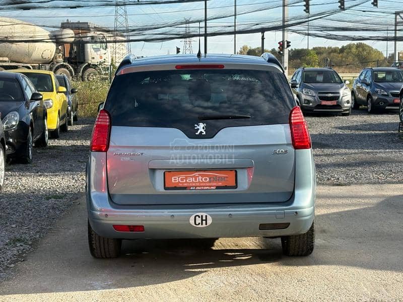 Peugeot 5008 2.0 HDi Pano HUD
