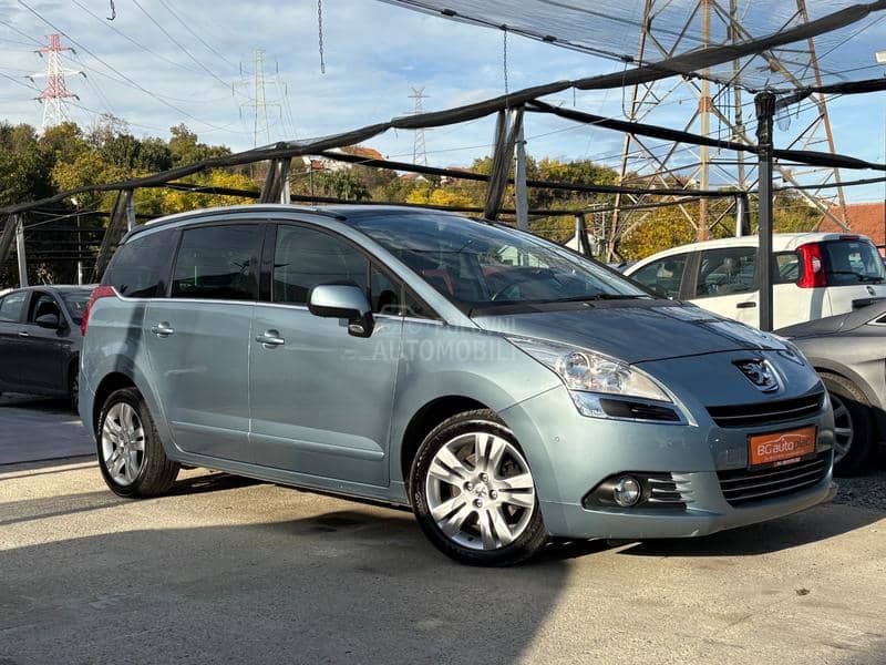 Peugeot 5008 2.0 HDi Pano HUD