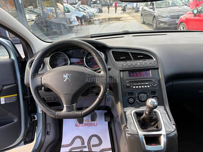 Peugeot 5008 2.0 HDi Pano HUD