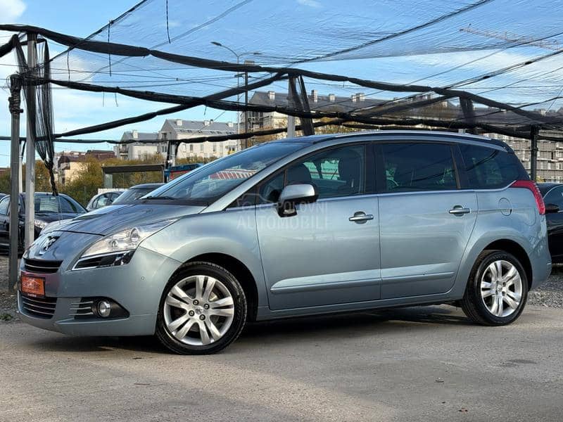 Peugeot 5008 2.0 HDi Pano HUD