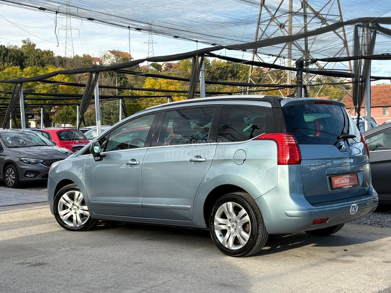 Peugeot 5008 2.0 HDi Pano HUD