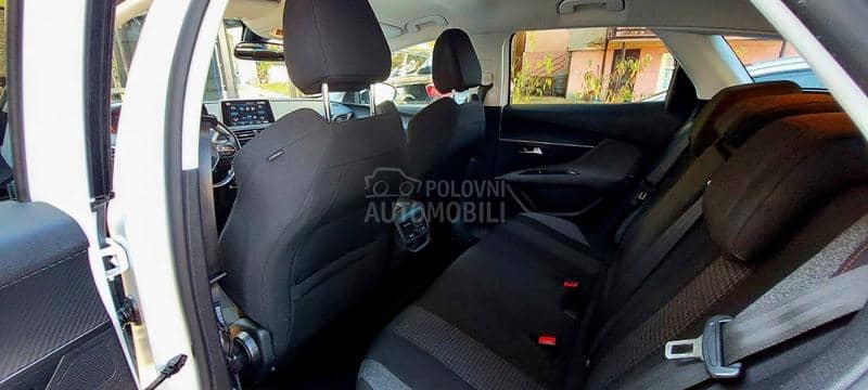 Peugeot 3008 Petrol - Active