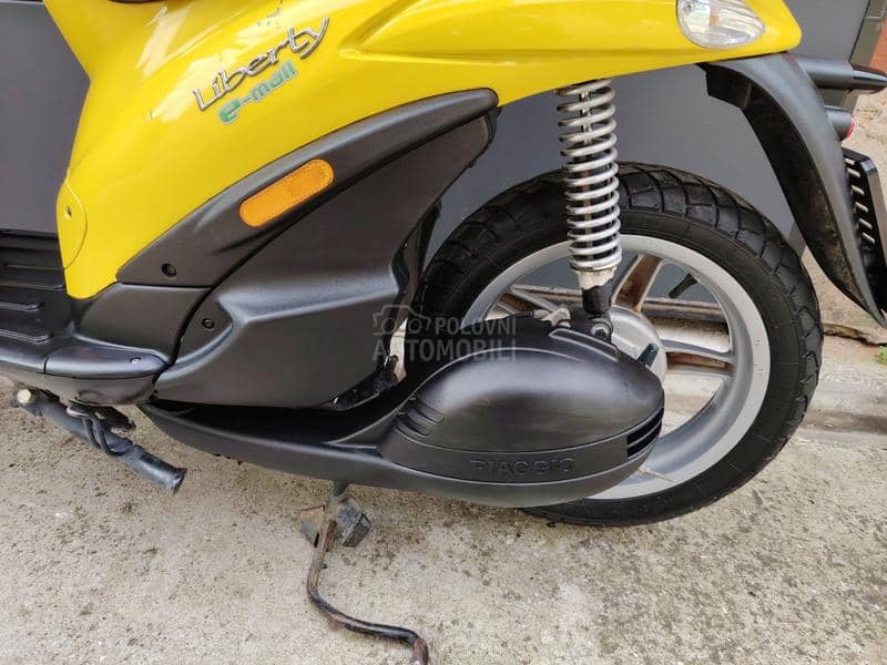 Piaggio Liberty Email elektricni