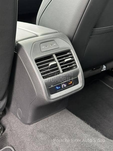 Volkswagen Passat B9 R-line 4MOTION DSG