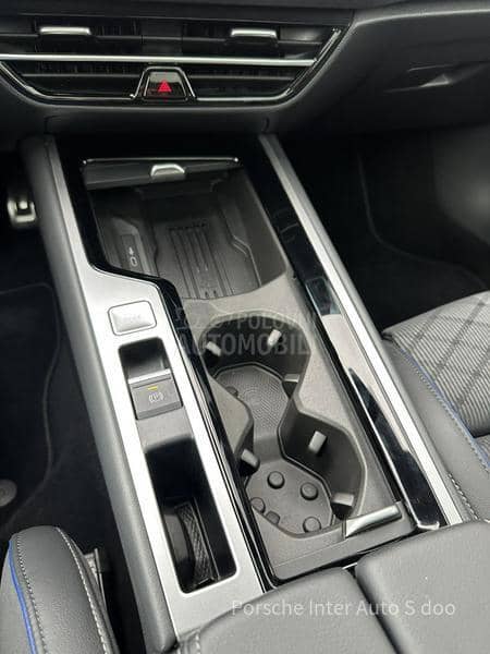 Volkswagen Passat B9 R-line 4MOTION DSG