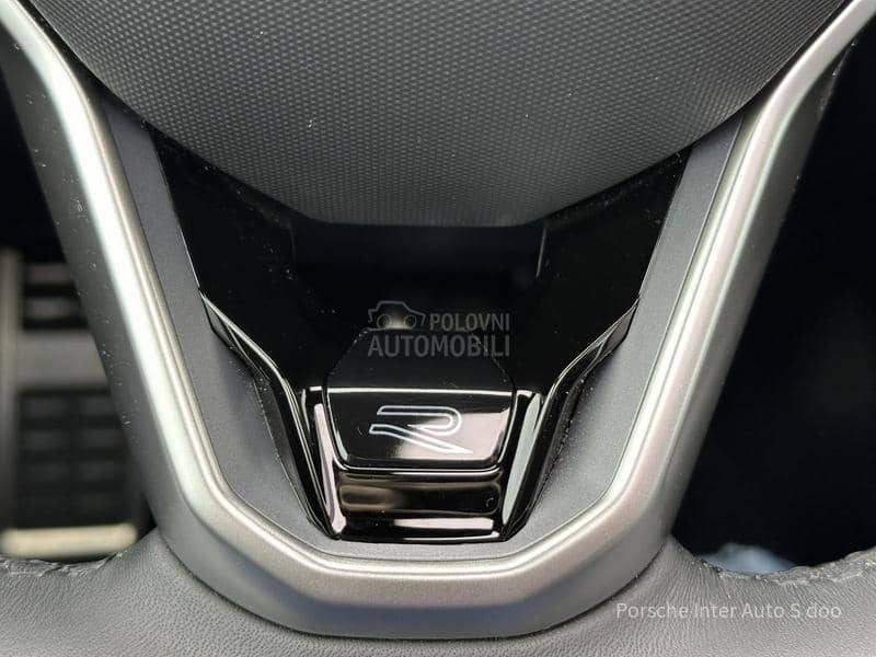 Volkswagen Passat B9 R-line 4MOTION DSG