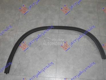 RUB PLASTICNI PREDNJEG BLATOBR za Mercedes Benz GLE Klasa od 2015. do 2019. god.