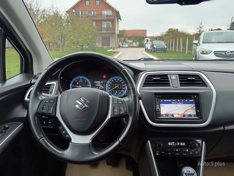 Suzuki SX4 S-Cross 1.6 4x4 f.u.l.l.