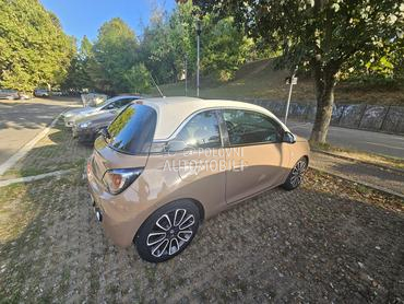 Opel Adam 