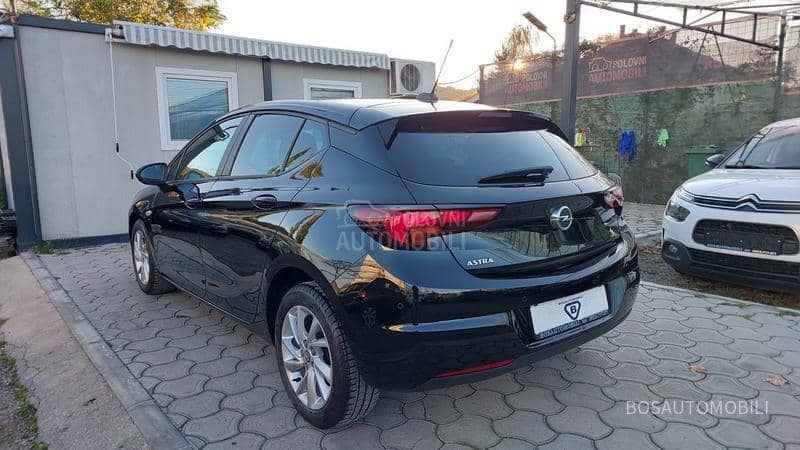 Opel Astra K 1.2 elegance