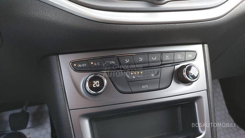 Opel Astra K 1.2 elegance