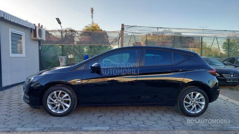 Opel Astra K 1.2 elegance