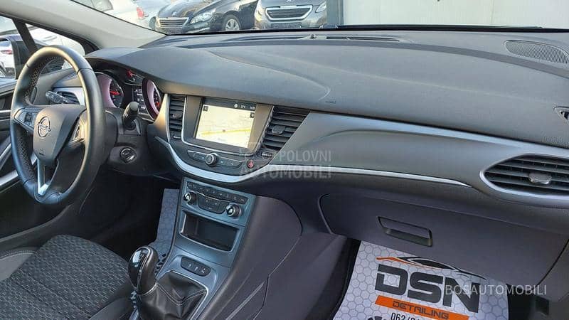 Opel Astra K 1.2 elegance