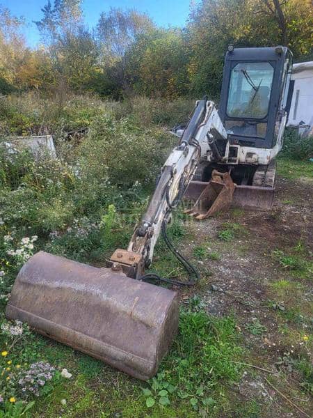 Bobcat X331