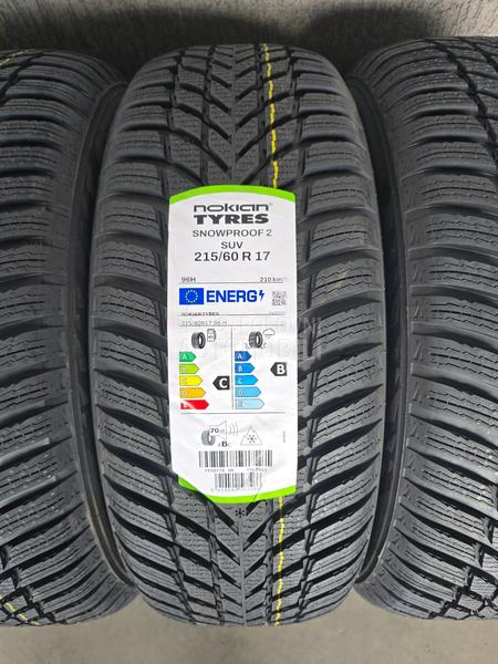 Nokian 215/60 R17 Zimska