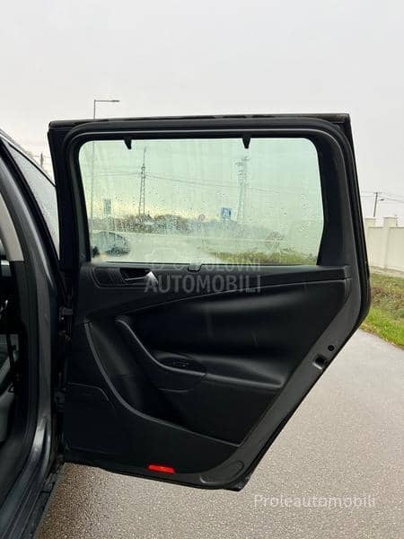 Volkswagen Passat B6 2.0 HIGHLINE
