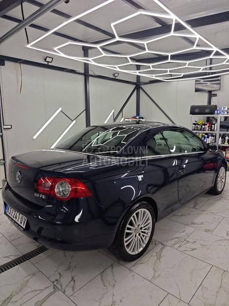 Volkswagen EOS 