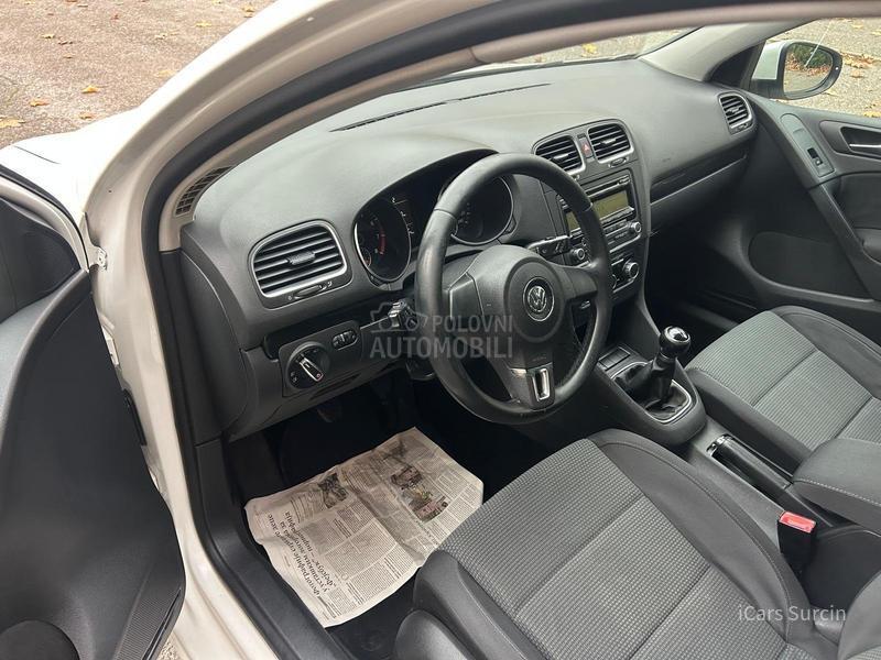 Volkswagen Golf 6 1.6 HIGHLINE