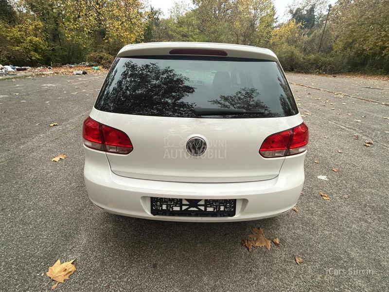 Volkswagen Golf 6 1.6 HIGHLINE