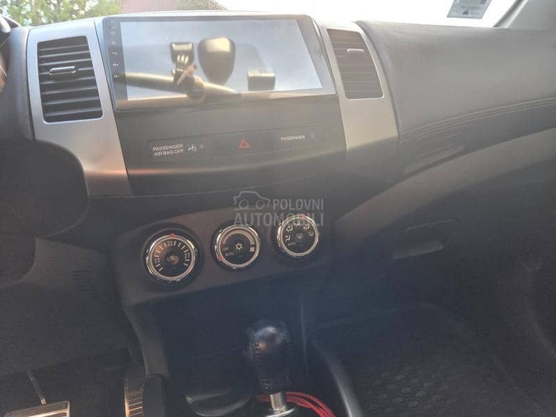 Peugeot 4007 2.2 HDi