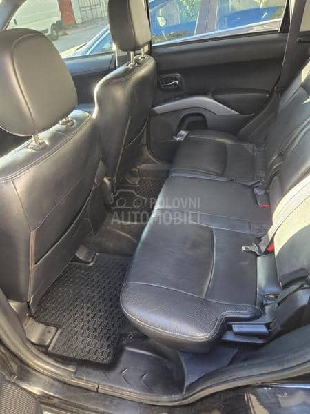 Peugeot 4007 2.2 HDi