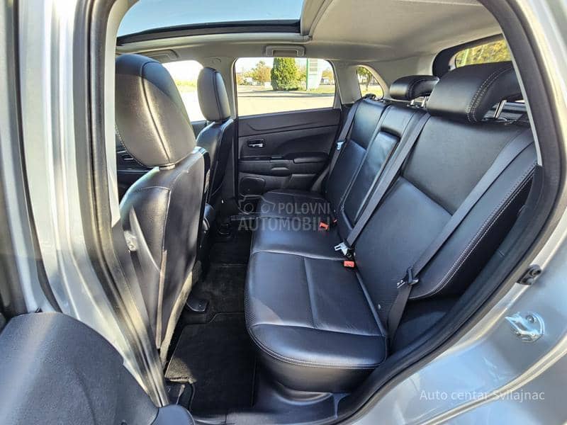 Mitsubishi ASX 4WD PANO