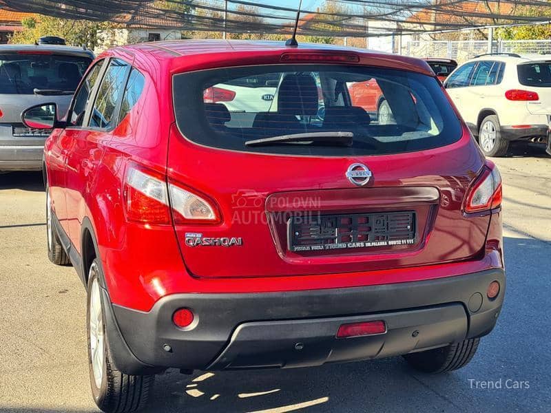 Nissan Qashqai 1.6 B