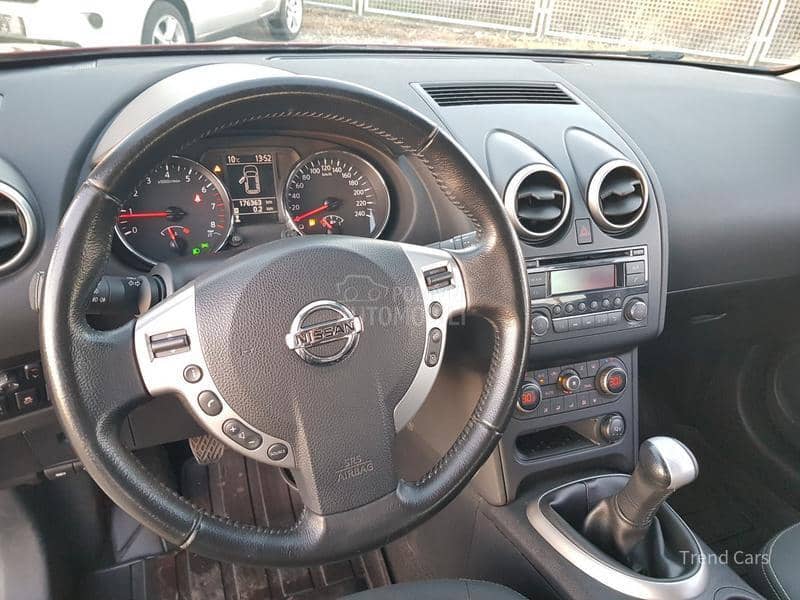 Nissan Qashqai 1.6 B