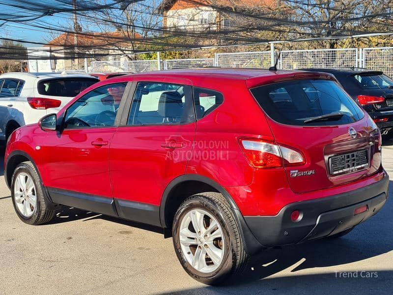 Nissan Qashqai 1.6 B