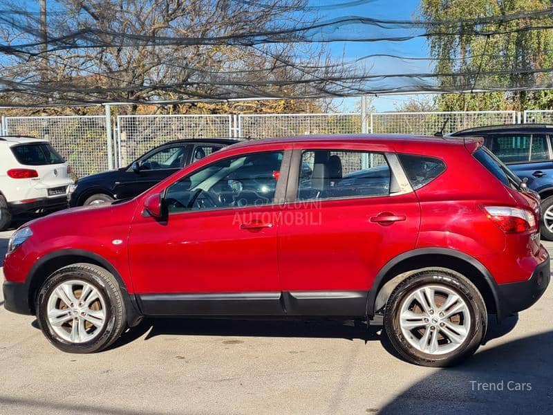 Nissan Qashqai 1.6 B