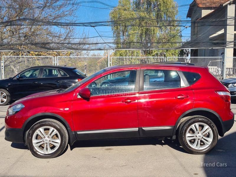 Nissan Qashqai 1.6 B