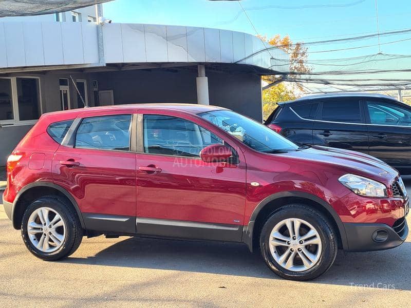 Nissan Qashqai 1.6 B