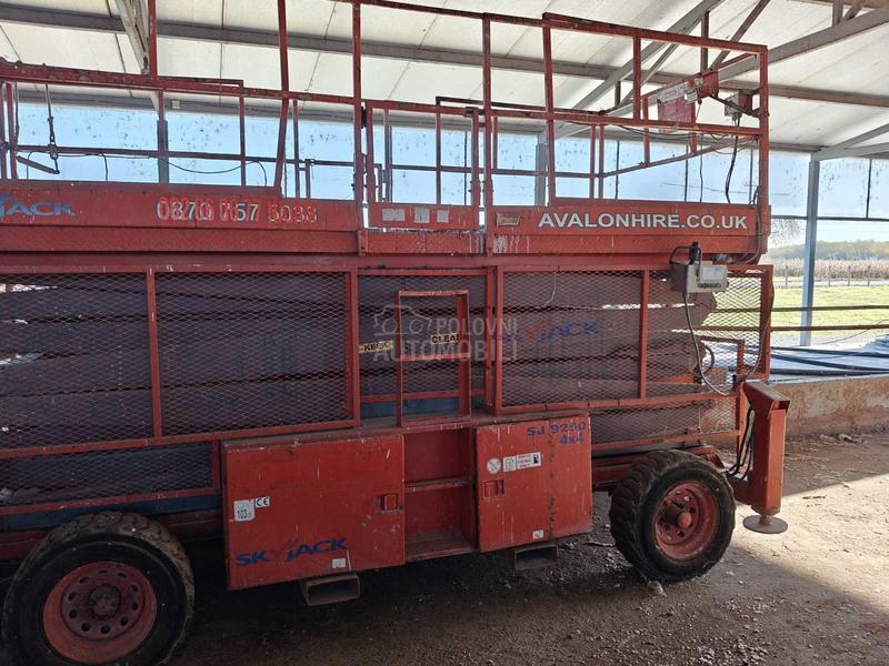 SkyJack SJ9250 4X4